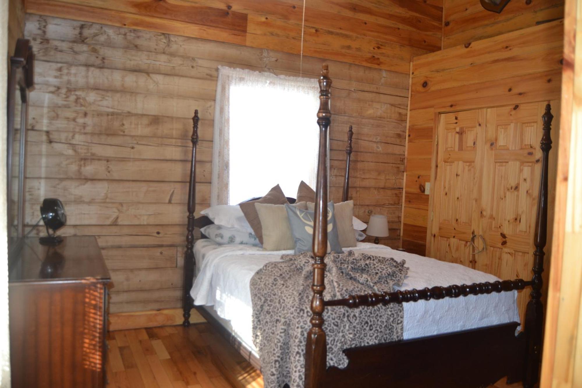 The Willow, Secluded And Cozy Country Cabin Ravenna Eksteriør billede