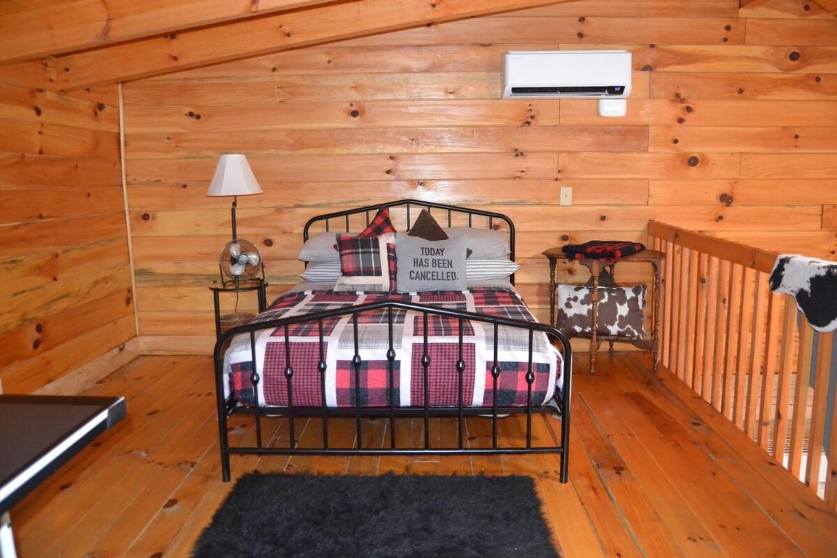 The Willow, Secluded And Cozy Country Cabin Ravenna Eksteriør billede